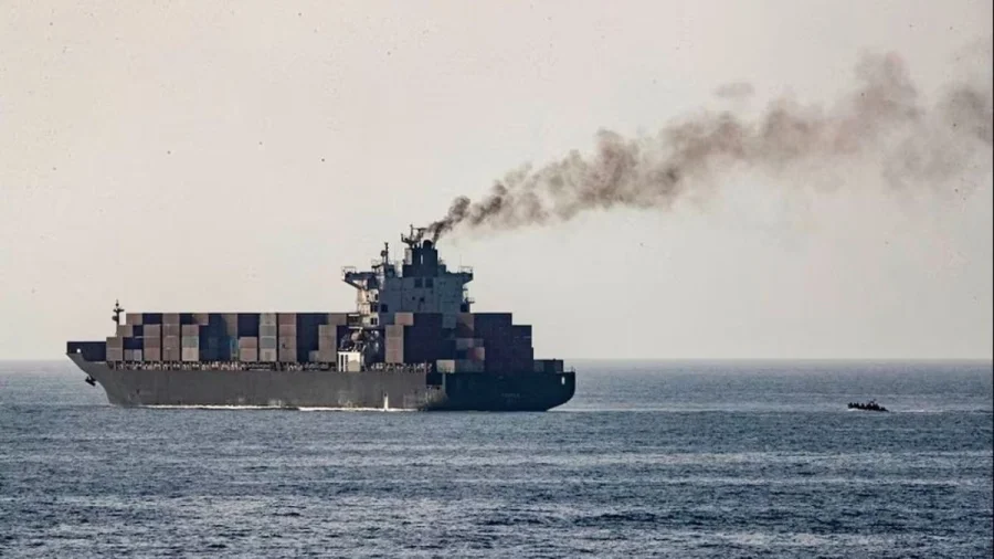 জব্দ করা জাহাজ তিনটিতে পর্যাপ্ত পরিমাণে অপরিশোধিত তেল ছিল